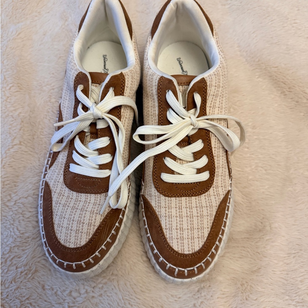 Universal Thread Brown and Cream Platform Sneakers - image 1